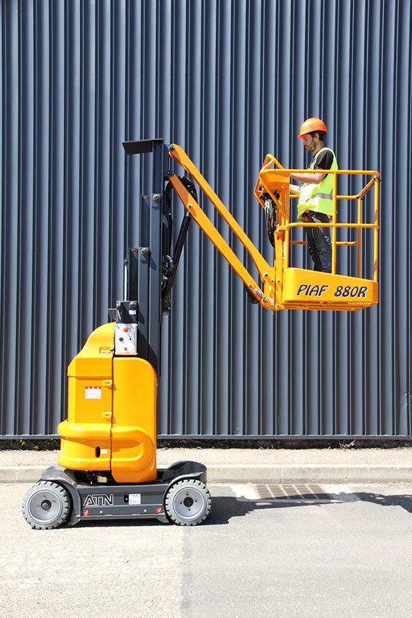 Nacelle mât vertical 8m ATN PIAF880R